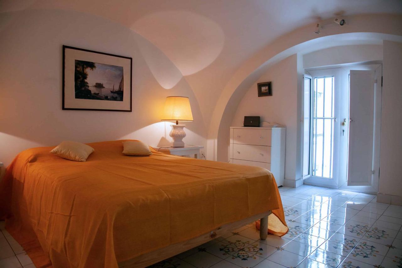 Casa Vacanze Belledonne Apartment Наполи Екстериор снимка